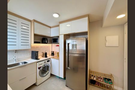 Apartamento à venda com 73m², 3 quartos e 1 vagaÁrea de Serviço