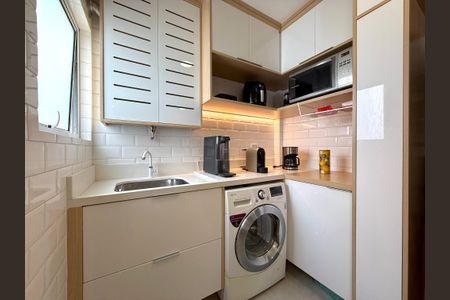 Apartamento à venda com 73m², 3 quartos e 1 vagaÁrea de Serviço