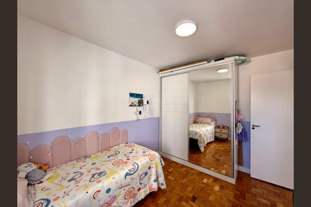 Apartamento à venda com 73m², 3 quartos e 1 vagaQuarto 2