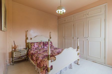 Quarto 1 de apartamento à venda com 2 quartos, 113m² em Jardins, São Paulo