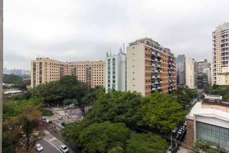 Vista de apartamento à venda com 2 quartos, 113m² em Jardins, São Paulo