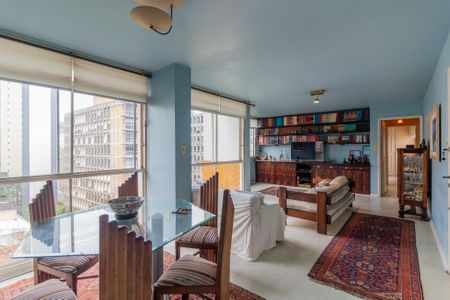 Sala de apartamento à venda com 2 quartos, 113m² em Jardins, São Paulo