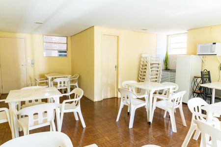 Apartamento à venda com 45m², 2 quartos e 1 vagaÁrea comum - Salão de festas