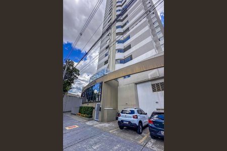 Apartamento para alugar com 52m², 2 quartos e 1 vagaFachada e portaria