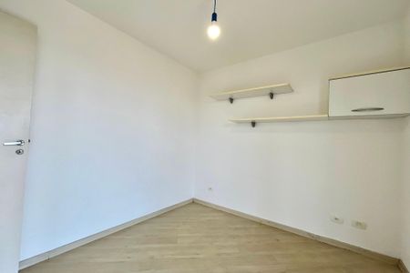 Apartamento à venda com 78m², 2 quartos e 1 vagaQuarto 2