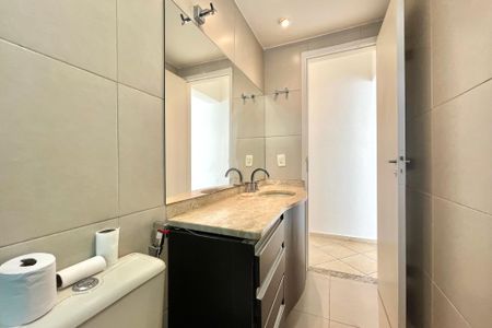 Apartamento à venda com 78m², 2 quartos e 1 vagaBanheiro Corredor