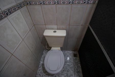 Banheiro de casa para alugar com 1 quarto, 95m² em Irajá, Rio de Janeiro