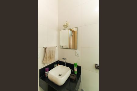 Casa à venda com 234m², 3 quartos e 2 vagas Casa à venda com 234m², 3 quartos e 2 vagasLavabo