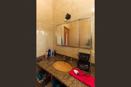 Casa à venda com 234m², 3 quartos e 2 vagas Casa à venda com 234m², 3 quartos e 2 vagasBanheiro da Suíte 2