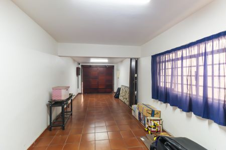 Casa à venda com 234m², 3 quartos e 2 vagas Casa à venda com 234m², 3 quartos e 2 vagasGaragem