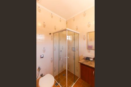 Casa à venda com 234m², 3 quartos e 2 vagas Casa à venda com 234m², 3 quartos e 2 vagasBanheiro da Suíte 3