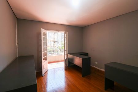 Casa para alugar com 250m², 4 quartos e 1 vaga Casa para alugar com 250m², 4 quartos e 1 vagaQuarto 3