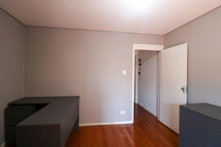 Casa para alugar com 250m², 4 quartos e 1 vaga Casa para alugar com 250m², 4 quartos e 1 vagaQuarto 3