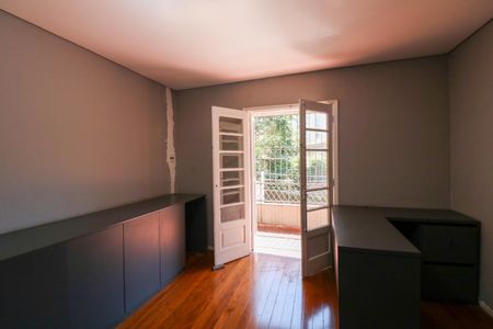 Casa para alugar com 250m², 4 quartos e 1 vaga Casa para alugar com 250m², 4 quartos e 1 vagaQuarto 3