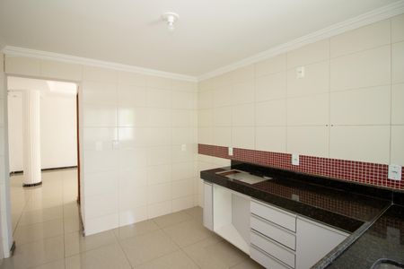 Casa à venda com 153m², 3 quartos e 2 vagasCozinha