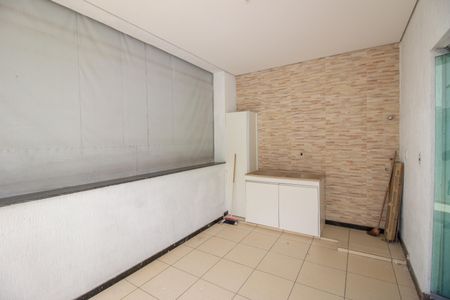 Casa à venda com 153m², 3 quartos e 2 vagasÁrea de Serviço