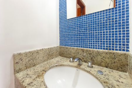 Apartamento à venda com 77m², 3 quartos e 2 vagas Apartamento à venda com 77m², 3 quartos e 2 vagasBanheiro