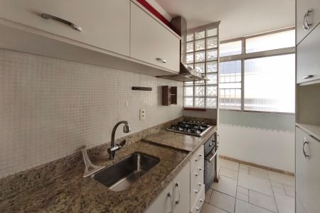 Apartamento à venda com 77m², 3 quartos e 2 vagas Apartamento à venda com 77m², 3 quartos e 2 vagasCozinha
