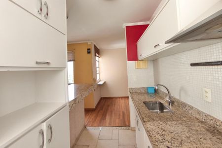Apartamento à venda com 77m², 3 quartos e 2 vagas Apartamento à venda com 77m², 3 quartos e 2 vagasCozinha