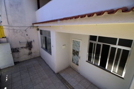 Apartamento para alugar com 53m², 2 quartos e sem vagaQuintal