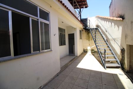 Apartamento para alugar com 53m², 2 quartos e sem vagaQuintal