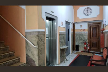 Apartamento à venda com 87m², 2 quartos e sem vagaÁrea comum