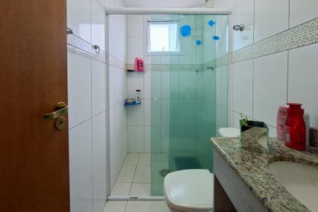 Apartamento para alugar com 100m², 2 quartos e 1 vaga Apartamento para alugar com 100m², 2 quartos e 1 vagaBanheiro da Suíte