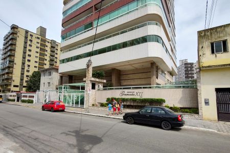 Apartamento para alugar com 100m², 2 quartos e 1 vaga Apartamento para alugar com 100m², 2 quartos e 1 vagaFachada