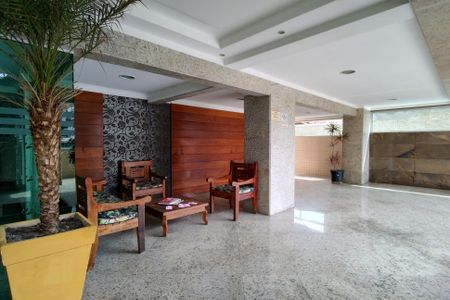 Apartamento para alugar com 100m², 2 quartos e 1 vaga Apartamento para alugar com 100m², 2 quartos e 1 vagaÁrea comum