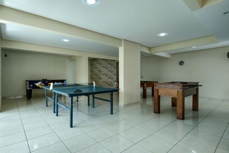 Apartamento para alugar com 100m², 2 quartos e 1 vaga Apartamento para alugar com 100m², 2 quartos e 1 vagaSala de Jogos