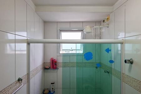 Apartamento para alugar com 100m², 2 quartos e 1 vaga Apartamento para alugar com 100m², 2 quartos e 1 vagaBanheiro da Suíte