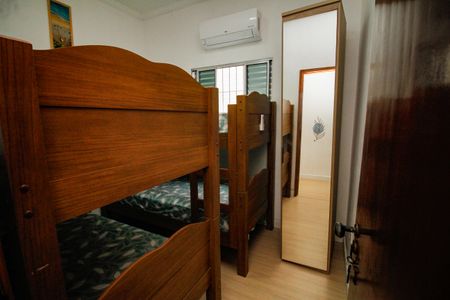 Casa para alugar com 130m², 2 quartos e 2 vagasQuarto 2