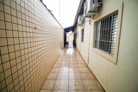 Casa para alugar com 130m², 2 quartos e 2 vagasQuintal