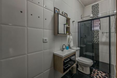 Casa para alugar com 130m², 2 quartos e 2 vagasBanheiro da Suíte
