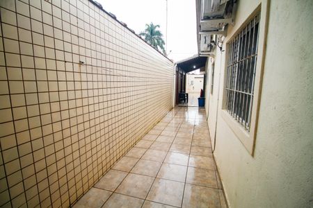 Casa para alugar com 130m², 2 quartos e 2 vagasQuintal