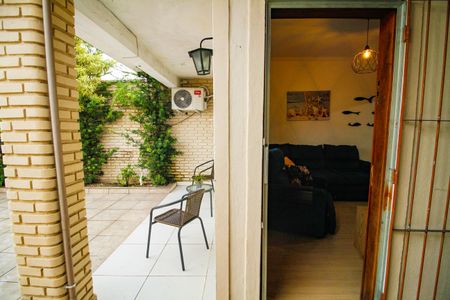 Casa para alugar com 130m², 2 quartos e 2 vagasQuintal