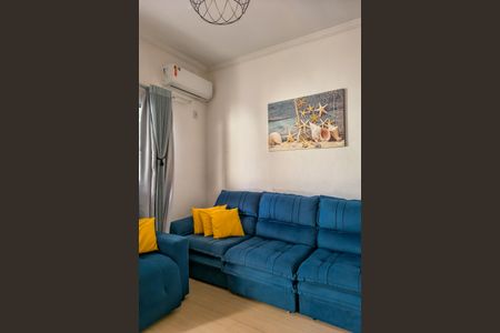 Casa para alugar com 130m², 2 quartos e 2 vagasSala