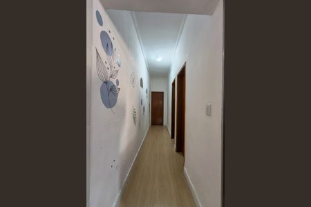 Casa para alugar com 130m², 2 quartos e 2 vagasCorredor