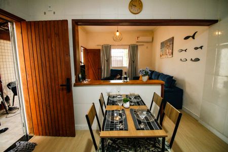 Casa para alugar com 130m², 2 quartos e 2 vagasCozinha