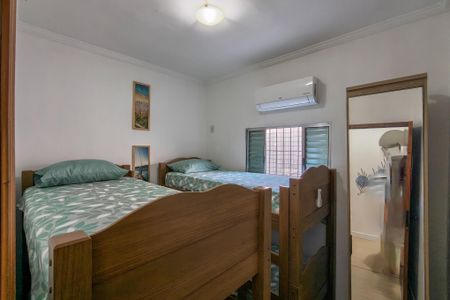 Casa para alugar com 130m², 2 quartos e 2 vagasQuarto