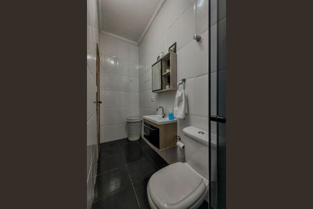 Casa para alugar com 130m², 2 quartos e 2 vagasBanheiro da Suíte
