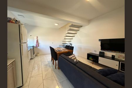 Casa à venda com 200m², 5 quartos e 2 vagasSala/Cozinha