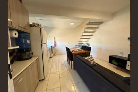 Casa à venda com 200m², 5 quartos e 2 vagasSala/Cozinha