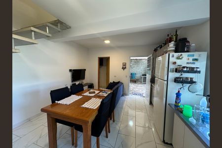 Casa à venda com 200m², 5 quartos e 2 vagasSala/Cozinha