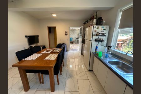 Casa à venda com 200m², 5 quartos e 2 vagasSala/Cozinha
