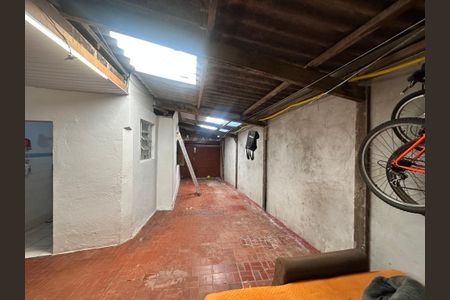 Casa à venda com 200m², 5 quartos e 2 vagasGaragem