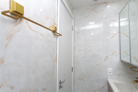 Apartamento para alugar com 32m², 2 quartos e sem vagaBanheiro - Detalhe