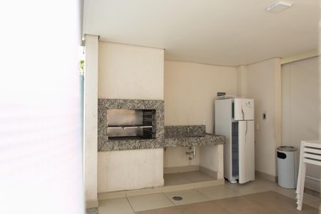Apartamento para alugar com 32m², 2 quartos e sem vagaÁrea comum - Churrasqueira