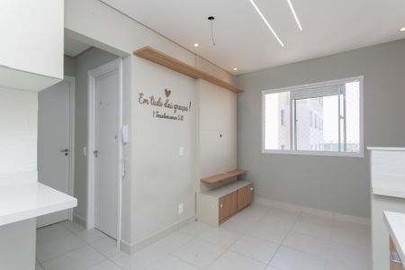 Sala de apartamento para alugar com 2 quartos, 32m² em Fazenda Aricanduva, São Paulo