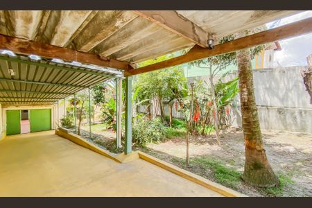 Casa para alugar com 180m², 4 quartos e 4 vagas Casa para alugar com 180m², 4 quartos e 4 vagasGaragem